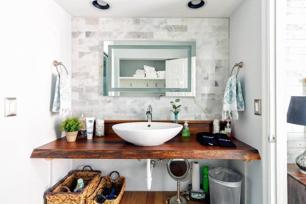 Walk To Broadway Charming Modern Historic Townhome Nashville Esterno foto