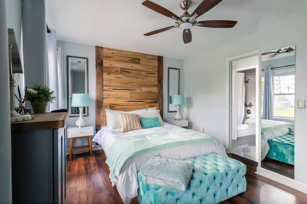 Walk To Broadway Charming Modern Historic Townhome Nashville Esterno foto
