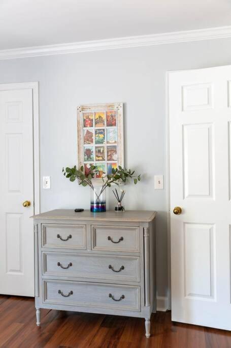Walk To Broadway Charming Modern Historic Townhome Nashville Esterno foto