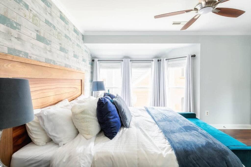 Walk To Broadway Charming Modern Historic Townhome Nashville Esterno foto