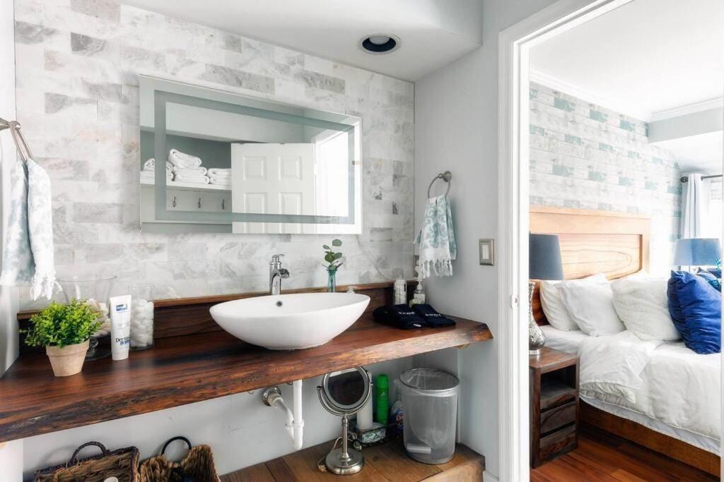 Walk To Broadway Charming Modern Historic Townhome Nashville Esterno foto