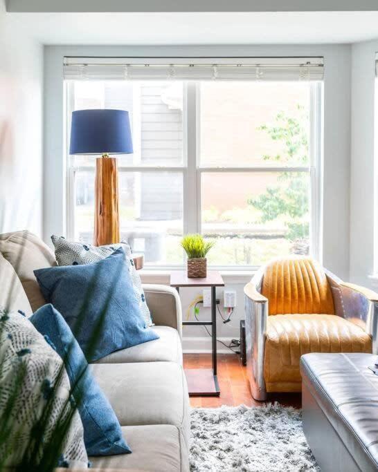 Walk To Broadway Charming Modern Historic Townhome Nashville Esterno foto