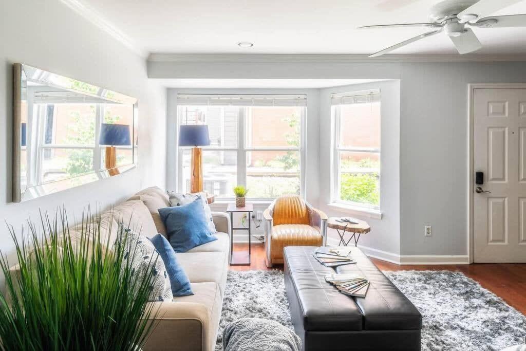 Walk To Broadway Charming Modern Historic Townhome Nashville Esterno foto