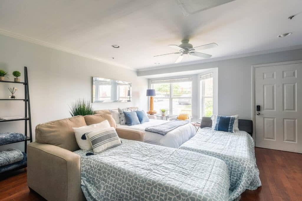 Walk To Broadway Charming Modern Historic Townhome Nashville Esterno foto